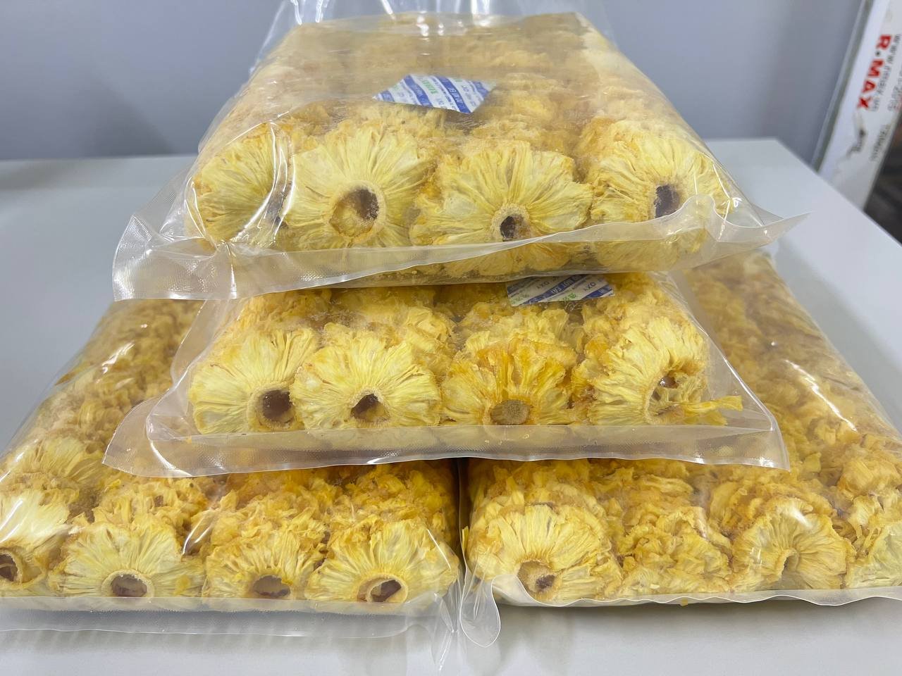 Dried Pineapple Packaging